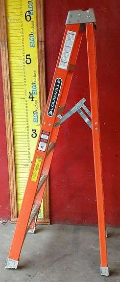 (2) Louisville 6ft Stepladders, Model FS1506, 300lb Load Capacity, 2 times the money