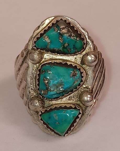 Vintage Navajo Sterling Silver & Sleeping Beauty Turquoise  Ring