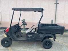 2022 Cushman Hauler 1200X w/ Dump Bed, 13.5 hp EFI Gas Engine, One Owner, Like New! Great Condition, Runs & Drives
