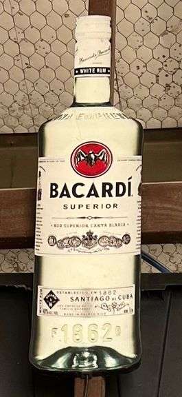 Bacardi Bottle Light Up Sign, Does Work