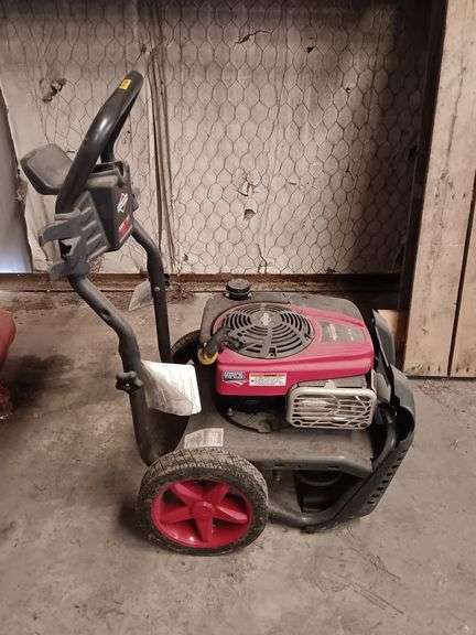 Briggs & Stratton Power Flow Pressure Washer, Has Compression
