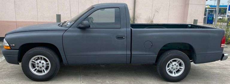 2000 Dodge Dakota, 5-Speed Manual, 4.7L V8, AC, Runs & Drives, Good Title