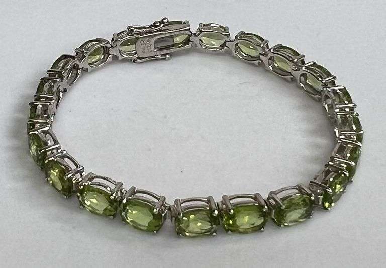 Sterling Silver 27.55ct Peridot Bracelet, 7.5in