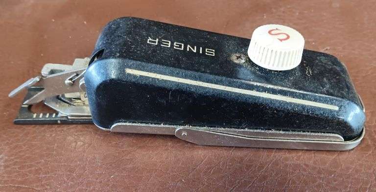 Vintage Singer Buttonholer w/ Templates, In Original Case
