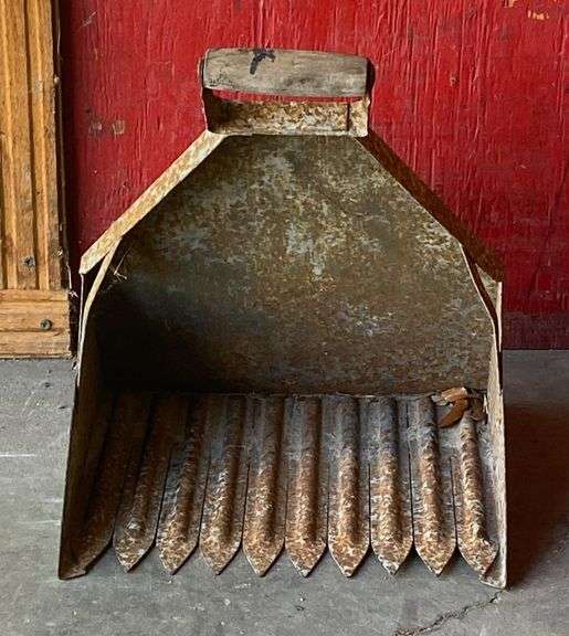Antique Primitive Cranberry Harvesting Rake