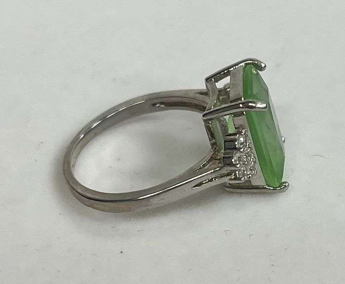 Sterling Silver 4.18ct Russian Emerald Estate Ring