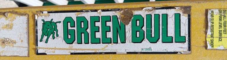 Green Bull 12ft, A Frame, Fiberglass Ladder