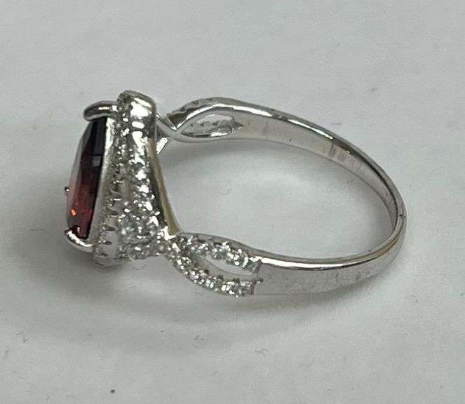Sterling Silver 3.02ct Pear Cut Garnet Estate Ring
