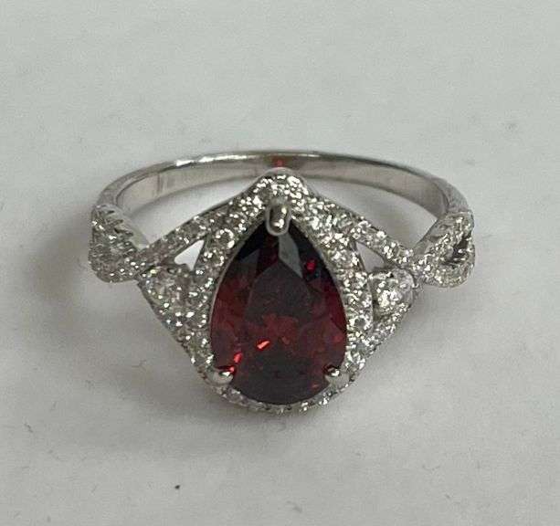 Sterling Silver 3.02ct Pear Cut Garnet Estate Ring