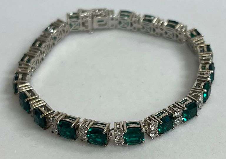 Sterling Silver 24ct Emerald Bracelet, 8in