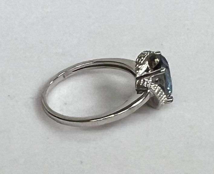 Sterling Silver 2.44ct Mystic Sapphire Dinner Ring