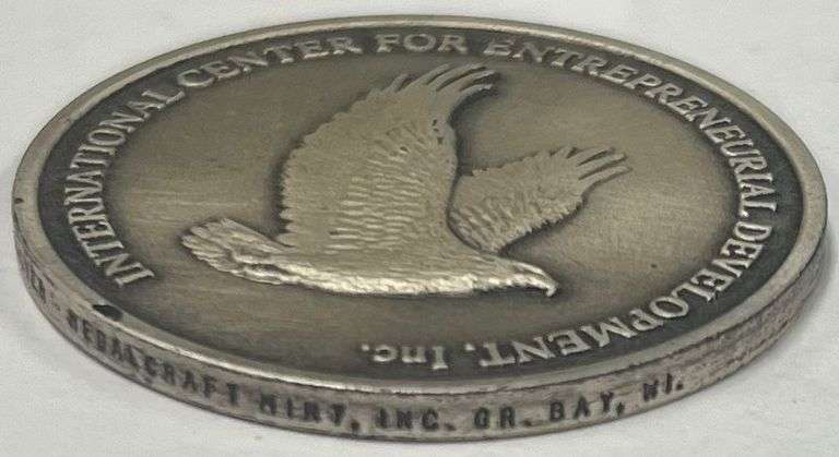 1oz "Embracing The Future 1999" .999 Fine Silver Coin