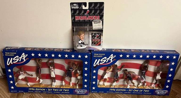 (2) 1996 Edition Starting Lineup Basketball