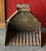 Antique Primitive Cranberry Harvesting Rake