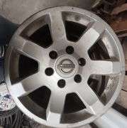 4) Nissan 17" Rims