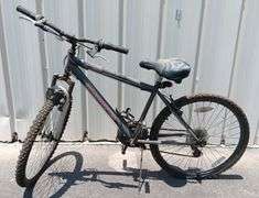 4 Bicycles, West Coast Choppers, 2) Schwinn Sting Rays & Granite Peak Roadmaster