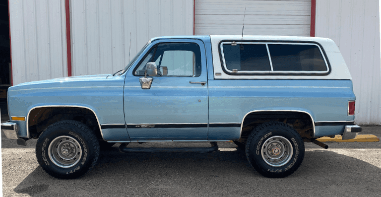 1989 Chevrolet K5 Blazer 1500, 4x4, 5.7L V8, Automatic, AC, PW, PL, One Owner! Only 79k Miles, Runs & Drives Great! Pristine Original Interior!