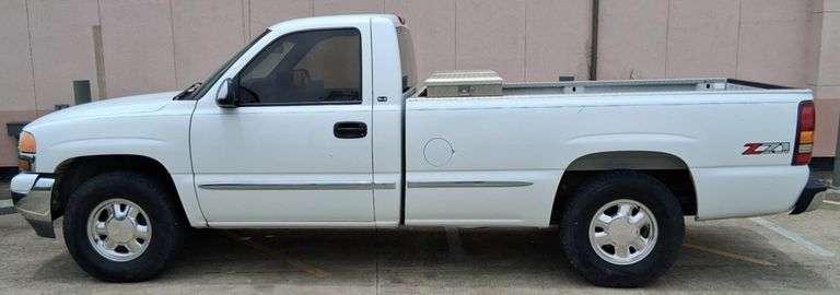 2000 GMC Sierra Z71, 4x4, 5.3L, V8, Auto, AC, PL, PW, Runs & Drives