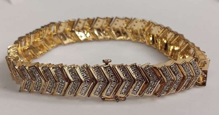 Diamond Chevron Link Bracelet