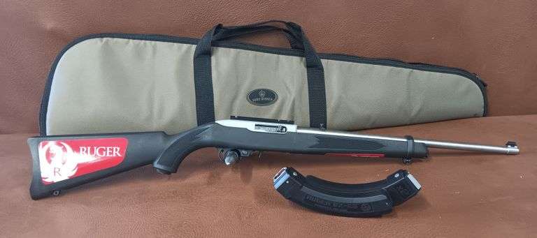 New Ruger 10/22 Semi Auto .22LR Rifle (Never Been Fired) w/ Ruger BX-25  Double 25rd Magazine, Comes w/ Game Winner Soft Case