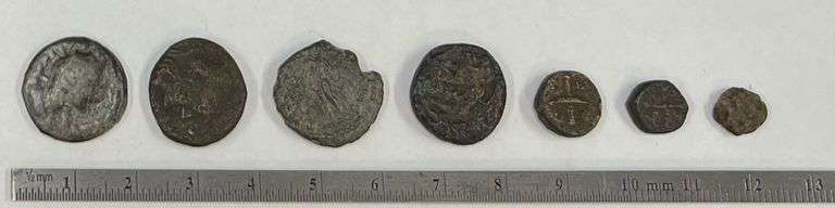 (7) 100 B.C-300 A.D. Roman Coins