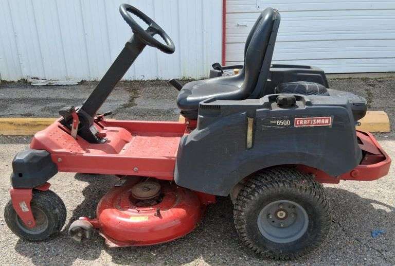 Craftsman ZS 6500 42" Almost Zero Turn Lawnmower, Runs & Operates