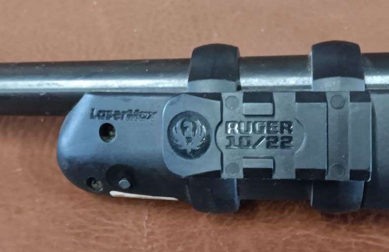 Ruger Model 10/22 .22LR Rifle w/ Simmons 4x32 Scope