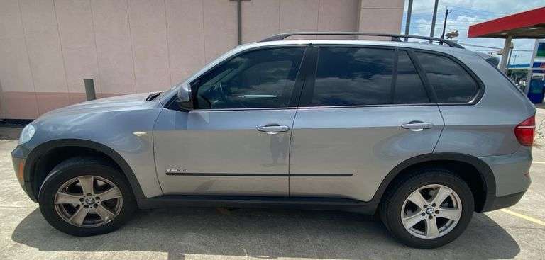 2013 BMW X5, 3.0L Turbo, 8 Speed Auto, All Wheel Drive PW, PL, A/C, Runs & Drives