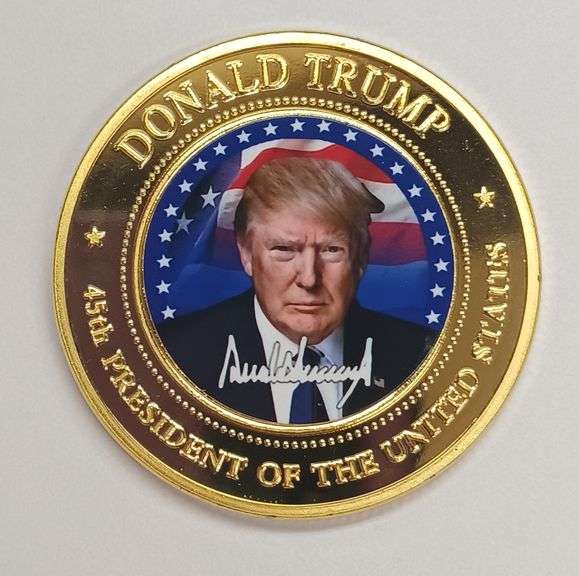 Donald Trump "45th President of the United States" Gold Plated Coin