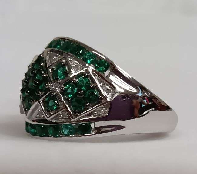 Sterling Silver Emerald Dinner Ring