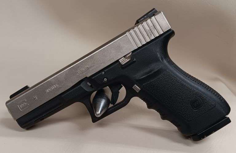 Glock 21 .45 Auto Pistol