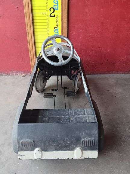 Vintage Instep Metro City Police No. 54 Pedal Car