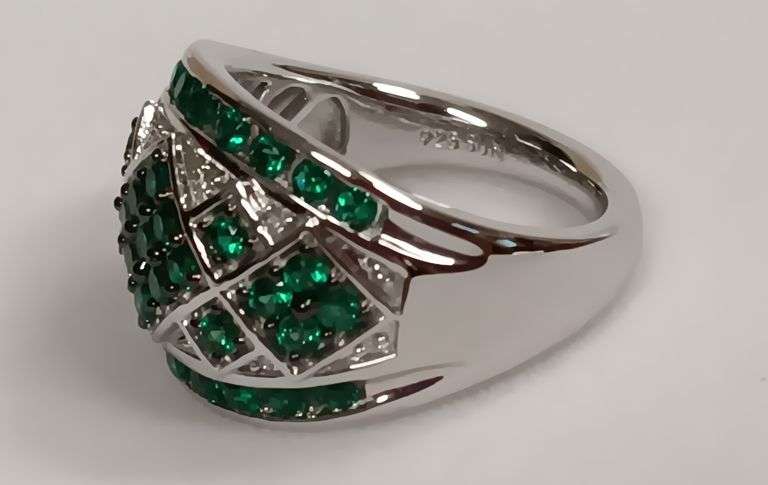 Sterling Silver Emerald Dinner Ring