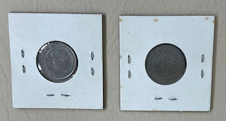 2) 1976 Mexican 20 Centavos Coins