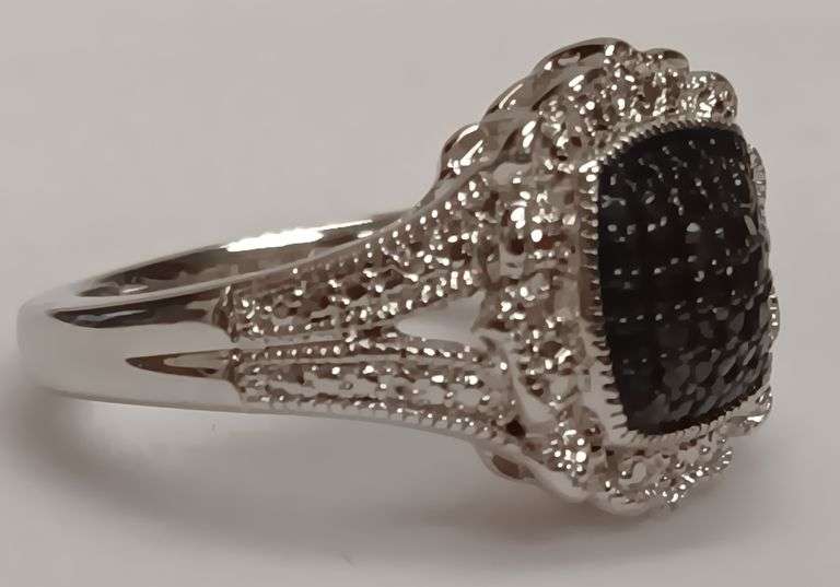 Halo Design Cocktail Ring