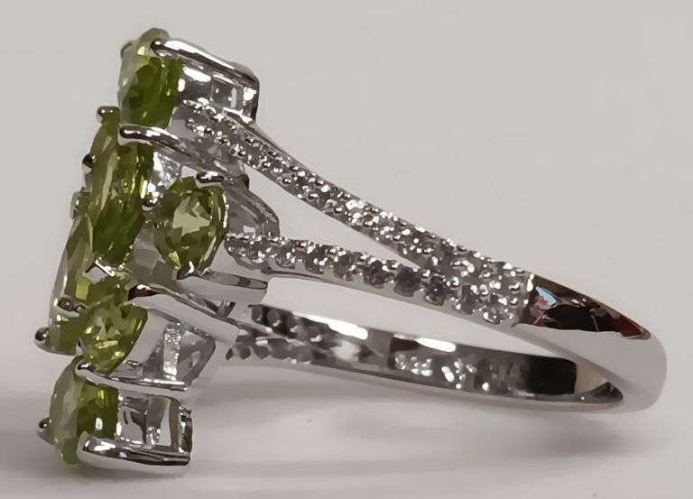 Sterling Silver Peridot and Diamond Ring