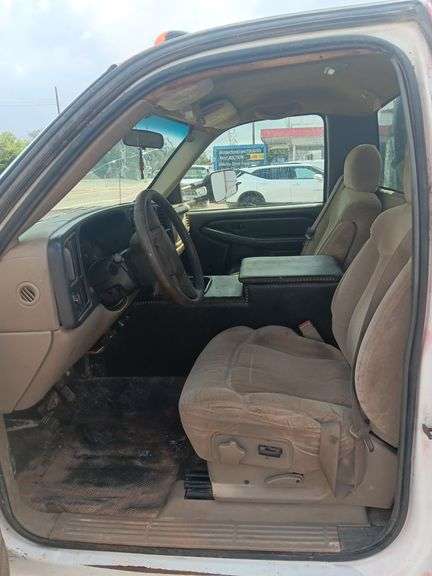 2006 Chevrolet Silverado 3500 w/ Utility Bed, 6.0L V8, Auto, PW, PL,  Runs & Drives