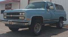 1989 Chevrolet K5 Blazer 1500, 4x4, 5.7L V8, Automatic, AC, PW, PL, One Owner! Only 79k Miles, Runs & Drives Great! Pristine Original Interior!
