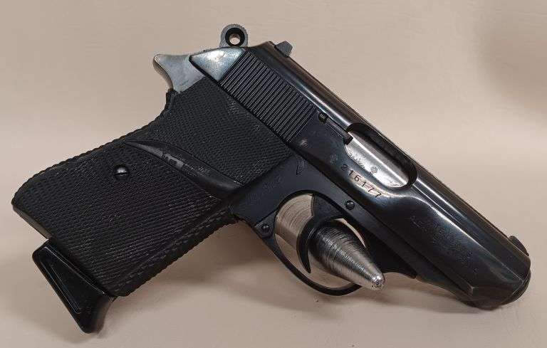 Walther PPK/S 9mm Kurz Pistol
