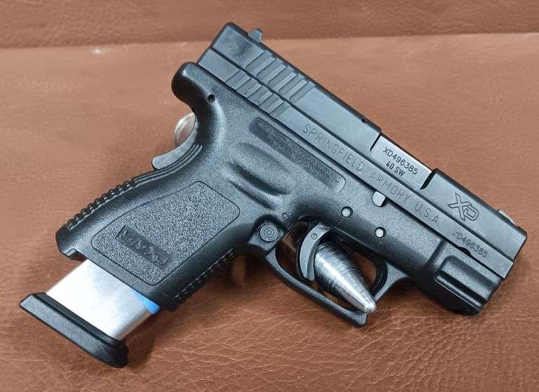 Springfield Armory XD-40 Sub Compact  .40S&W Pistol