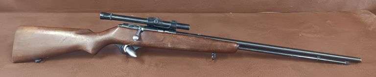 Marlin Model 81-DL .22 S-L-LR Rifle w/ Weaver B4 Scope