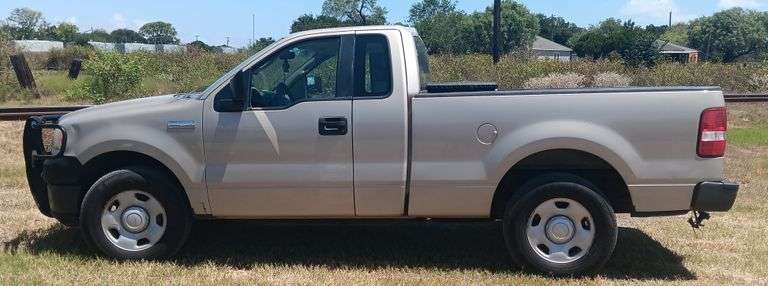 2008 Ford F150, 4.2L V6, 5 Speed Manual, Extended Cab, Runs & Drives