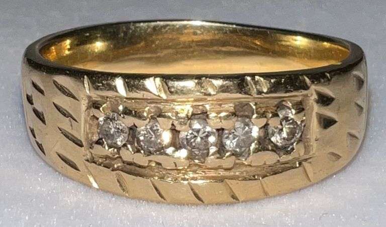 14kt Gold Men's Diamond Ring, 10g Total Weight