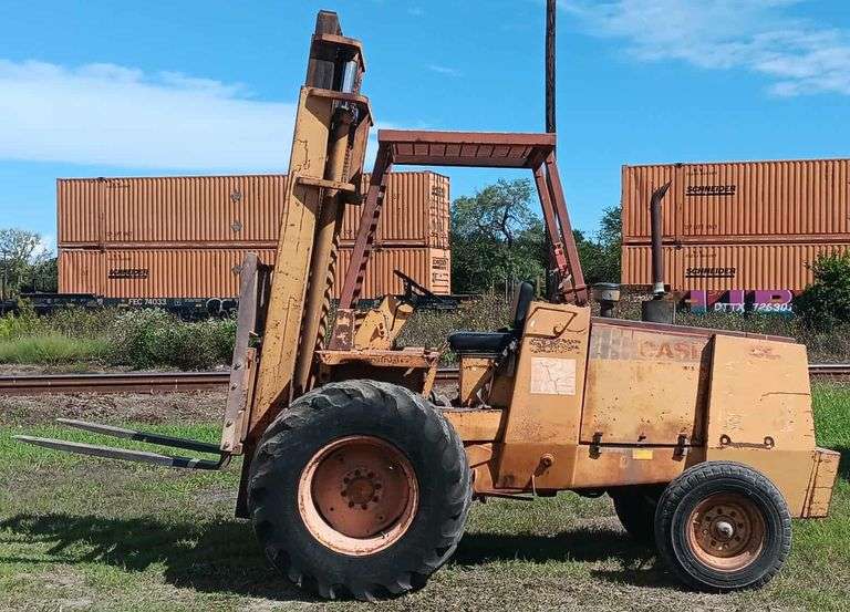 Case 586E All Terrain Diesel Forklift, 2 Stage, Tilt, Side Shift, 6000lb Capacity, Runs & Operates