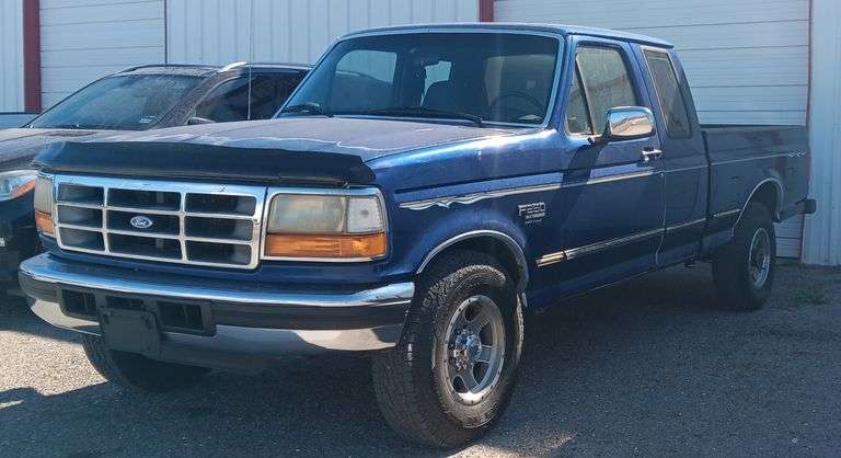 1996 Ford F250 XLT Power Stroke Diesel, 7.3L, 5 Speed Transmission, A/C, PW, PL, Runs & Drives Strong