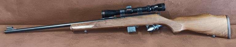 Marlin Model 882 .22WMR Rifle w/ Simmons 3x9x32 Scope