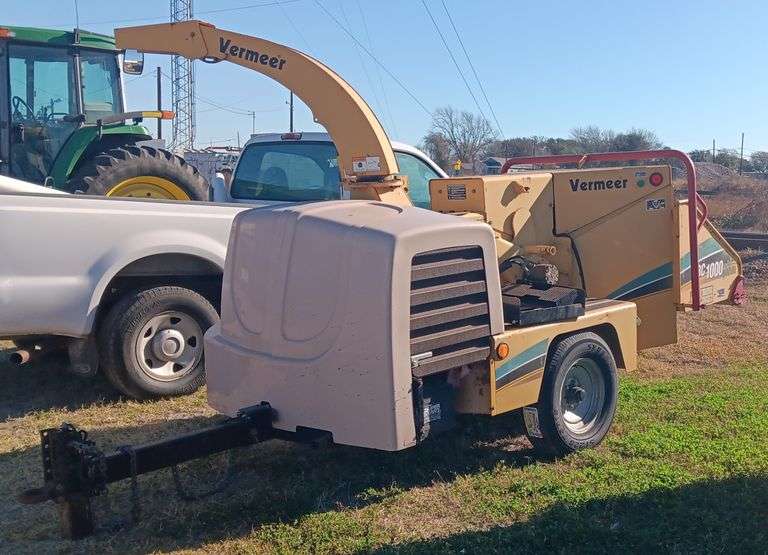 Vermeer BC1000XL Brush Chipper, Runs & Operates, Will Need Radiator