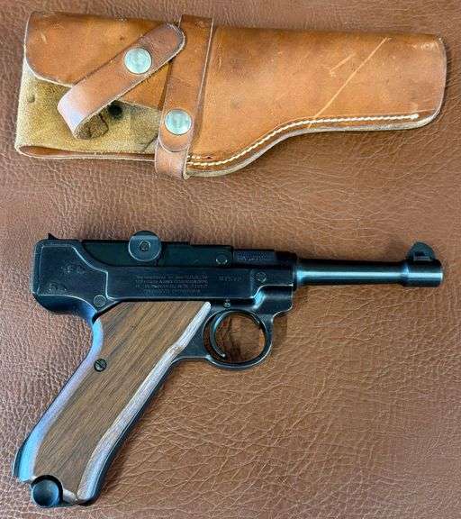Stoeger Arms Luger 22LR Pistol w/ Stoeger Leather Holster