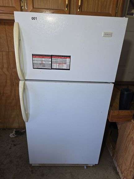 CROSLEY FRIDGE/FREEZER. 29"W X 27"D X 5' T.
