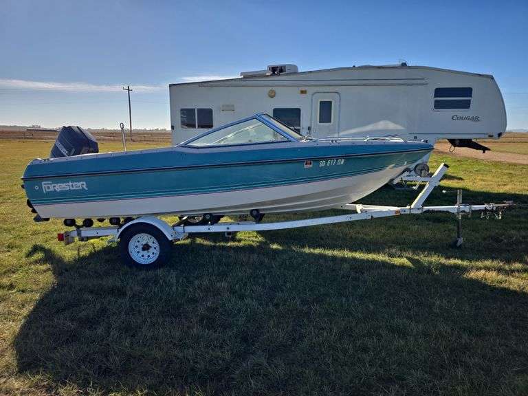 1991 FORESTER BOAT. 16' 8". OUTBOARD ENGINE. RAN WHEN PARKED A COUPLE YEARS AGO. ***THIS BOAT AND TRAILER SELL WITH TITLES!!***